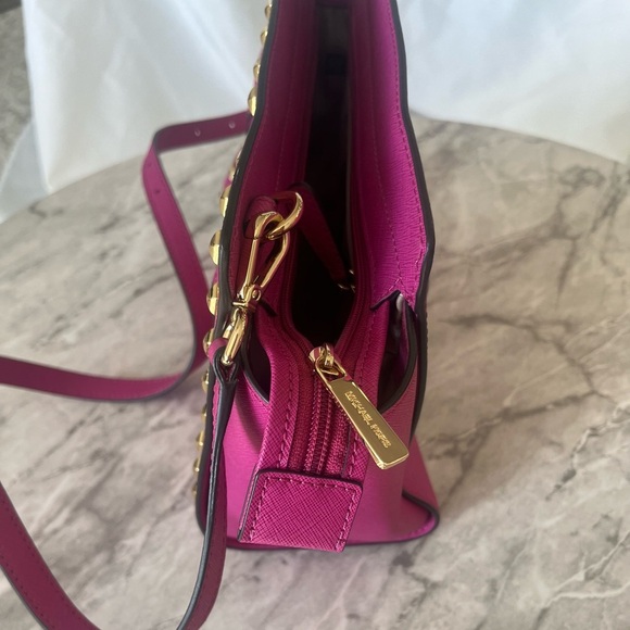 NWT Micheal Kors Medium Selma Saffino Leather Studded Satchel, Hot Pink - Picture 3 of 10
